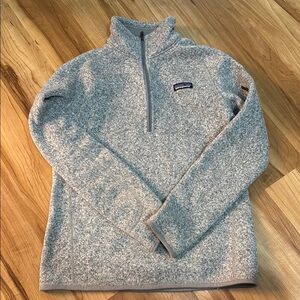 Patagonia Heathered Gray Fleece Pullover